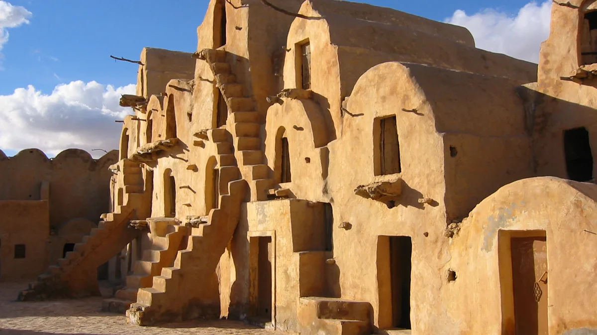 Star wars movies in order guide showing the historic desert courtyard used for desert settlement filming